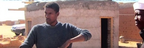 Un réfugié construit des abris dans le Sahara. Vous ne devinerez jamais quels matériaux, il utilise pour ça… | GREENEYES | Scoop.it