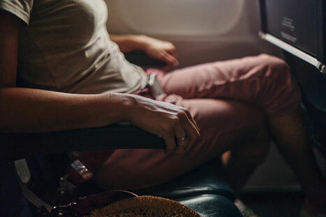 Overcoming fear of flying: How hypnosis, CBT, talk therapy and breathing techniques work | Effective Hypnotherpay | Scoop.it