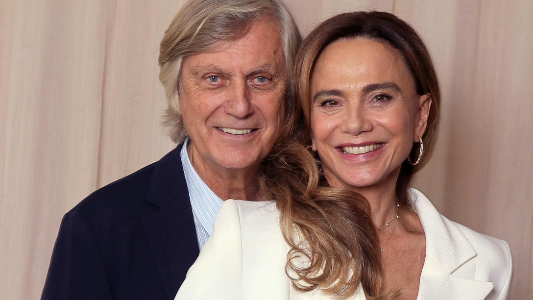 Lena Olin Och Lasse Hallström Berätta...