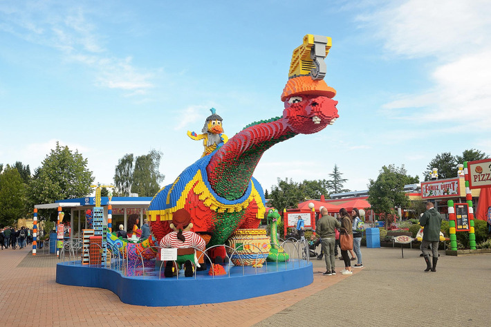 The Four Richest People In Denmark Built Their Combined Massive Fortune Brick By Brick... Thanks To A Toy Every Kid Loves | Family Office & Billionaire Report - Empowering Family Dynasties | Scoop.it