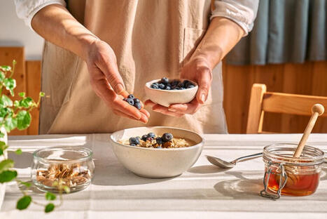 Here's What Happens When You Eat Blueberries Every Day, According to Registered Dietitians | The Health Report | Scoop.it