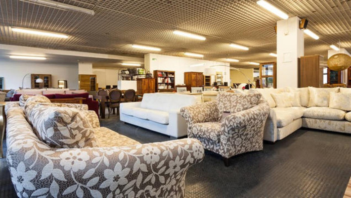 75-year-old furniture chain liquidates and closes, no bankruptcy | Business Report - Making A Difference | Scoop.it