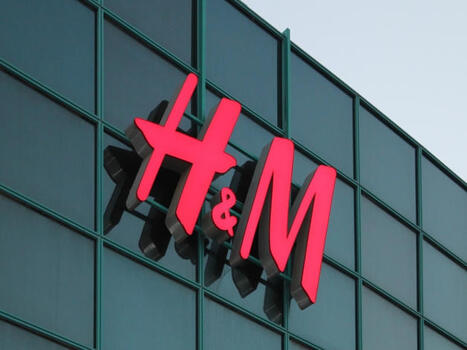 H&M pr&eacute;voit la fermeture de son centre de distribution de Ghlin, employant 440 personnes en Wallonie | Logistique - Transport | Scoop.it