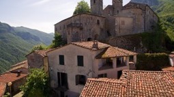 Toscane: alleenstaand, karakteristiek dorpshuis – Advitalia, uw Italië-consulent en aankoopbemiddelaar | Italian Properties - Italiaans Onroerend Goed | Scoop.it