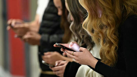 Fini les cellulaires à l'école dès la prochaine rentrée | JDM | Revue de presse - Fédération des cégeps | Scoop.it
