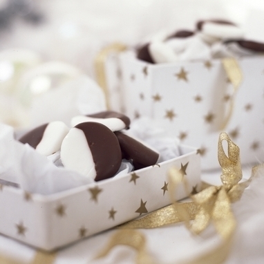 Tasty Christmas gifts: Chocolate peppermint creams recipe | The Chic Chocolate Curator | Scoop.it