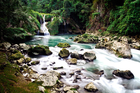 Swimming in Turquoise Limestone Pools at Semuc Champey | Trekking | Scoop.it