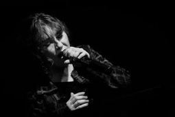 ♪♪ Musique Pop et Chanson française : artiste "Selen" | World Arts | Scoop.it