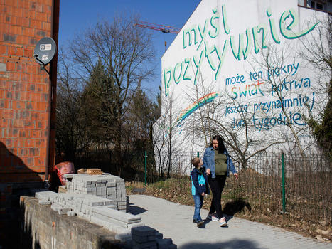 Des m&egrave;res porteuses ukrainiennes prises au pi&egrave;ge de la guerre | Essentiels et SuperFlus | Scoop.it