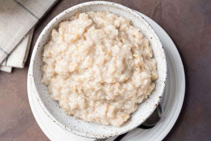 How Eating Oatmeal Every Morning Affects Your Blood Pressure | The Health Report | Scoop.it
