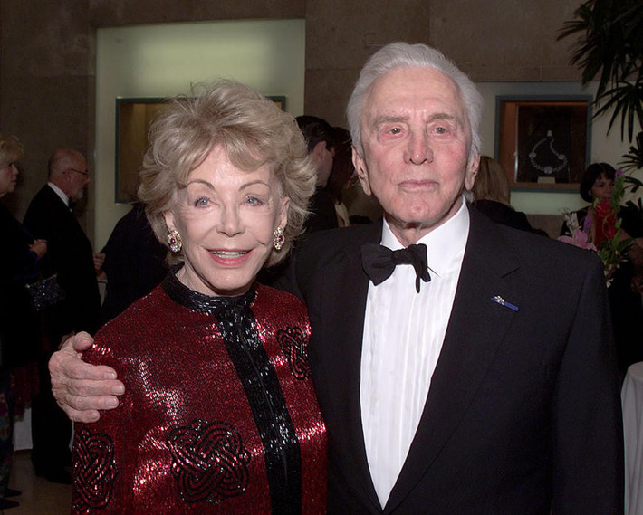In 2012, Kirk Douglas Was Stunned When He Learned How Rich He Was. His Reply? "I Want To Give It All Away." And That's Exactly What He Did... | Philanthropy Report - Legacy From The Heart | Scoop.it