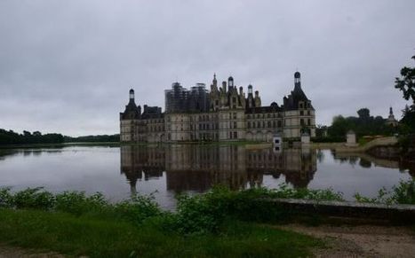 Le Château de Chambord encerclé par les eaux | pixels and pictures | Scoop.it