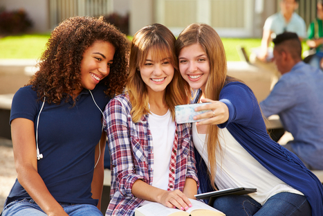 Study: Link Between Social Media And Depression Stronger In Teen Girls Than Boys « CBS Detroit | ICLS media and publications | Scoop.it
