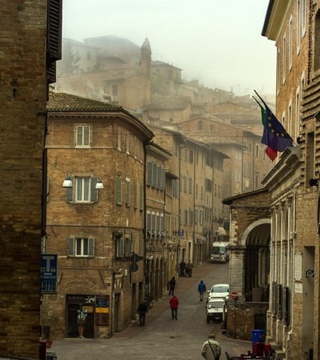 One of the most adorable hill towns in Italy - Urbino | Good Things From Italy - Le Cose Buone d'Italia | Scoop.it