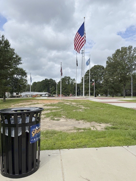 Washington Parish Adds New Garbage Cans Through “Love the Boot” Initiative | Industry 411 - Waste Management | Scoop.it