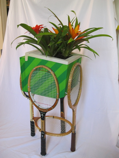 Planter From An Old Apple Computer & Wooden Tennis Rackets | 1001 Recycling Ideas ! | Scoop.it