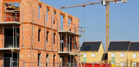 Aide aux maires b&acirc;tisseurs : 470 communes vont recevoir 2.100 euros par logement | Veille territoriale AURH | Scoop.it