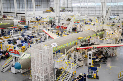 Airbus ralentit la montée en cadence sur le programme A220 | AERONAUTIQUE NEWS - AEROSPACE POINTOFVIEW - AVIONS - AIRCRAFT | Scoop.it