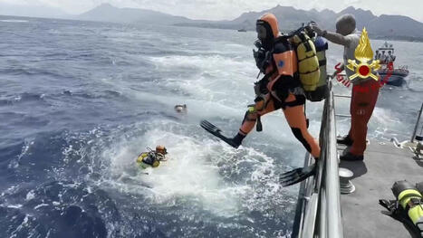 Divers try to smash through breach in £30m superyacht's hull in race against time to reach cabin - as coastguard says missing six passengers 'could still be alive in air pockets' | Daily | Soggy Science | Scoop.it