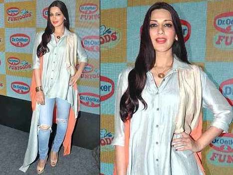 Take Kurti Lessons From Sonali Bendre Cape Kurti | Celebrity Fashion Trends | Scoop.it