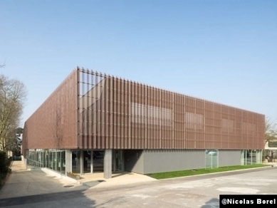 Le Courrier de l'Architecte | R&eacute;habilitation du gymnase Gaillon, &agrave; Viroflay&nbsp;: un &eacute;crin de cuivre | Architecture - Construction | Scoop.it