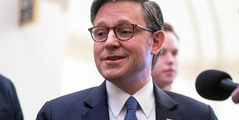 GOP 'privately fuming' at House Republicans for 'dumping crises in their laps': report - Raw Story | Backstabber Watch | Scoop.it