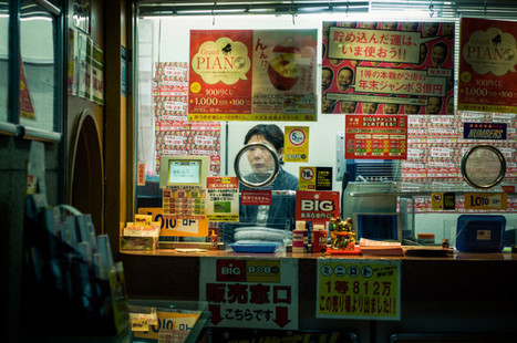 Rinzi Ruiz: Candid Street Photography in Tokyo | Chris Gampat | Fujifilm X Series APS C sensor camera | Scoop.it