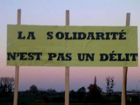 Le "délit de solidarité", outil d'intimidation des bénévoles, va être supprimé | Chronique des Droits de l'Homme | Scoop.it