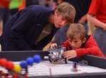 Students compete with robots made from LEGO blocks | Kids-friendly technologies | Scoop.it