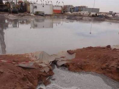 Sud algérien: "Énorme convoi transportant des produits pour le fracking" | STOP GAZ DE SCHISTE ! | Scoop.it