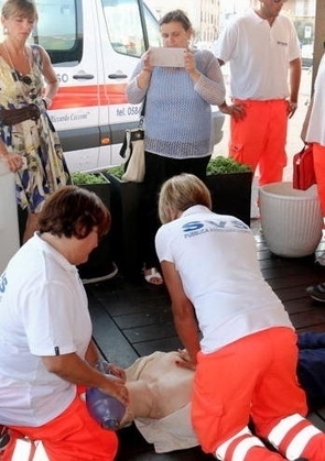 «Senza defibrillatori è a rischio la vita di almeno 150 pisani» - Cronaca - il Tirreno | Disease mongering | Scoop.it