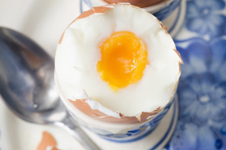 Dietary cholesterol or egg consumption do not increase the risk of stroke, even in people carrying the APOE4 phenotype, Finnish study finds | Amazing Science | Scoop.it