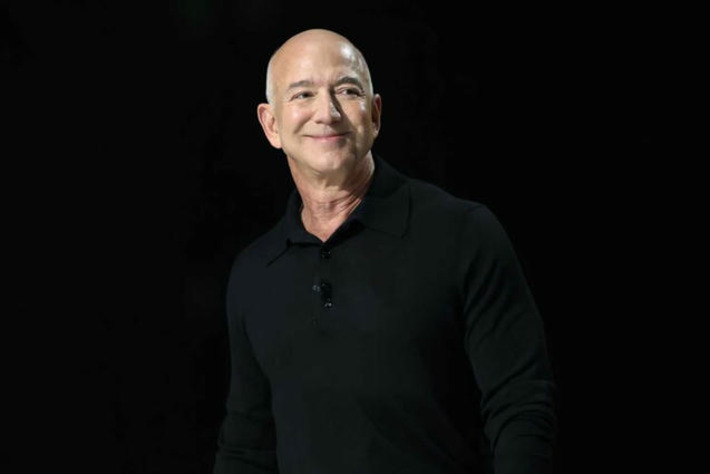 Jeff Bezos to Sell 25 Million Amazon Shares. They’re Worth $4.7 Billion. | Family Office & Billionaire Report - Empowering Family Dynasties | Scoop.it