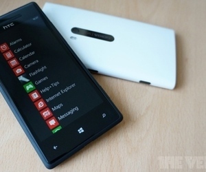 Windows Phone 8 users report random reboots and battery issues | Windows 8.  + Windows Phone | Scoop.it