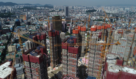 Unionized Workers Kick Off Nationwide Strike on Top of Tower Cranes | PSLabor:  Your Union Free Advantage | Scoop.it