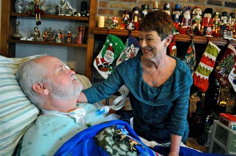 Christmas challenges former Santa suffering from ALS and his wife | #ALS AWARENESS #LouGehrigsDisease #PARKINSONS | Scoop.it