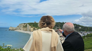 Trop de touristes à Etretat : toutes les solutions pour assurer la securité | Veille territoriale AURH | Scoop.it