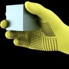 Un gant contenant des capteurs aide l'IA à identifier des objets par le toucher - Technologie - Les Clés de Demain - Le Monde.fr / IBM | La sélection d'ADI | Scoop.it