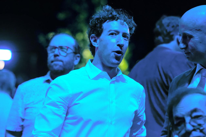 Mark Zuckerberg Is Selflessly Building Yet Another Horrible Product Nobody Asked For | Technology Report - Changing Our World | Scoop.it