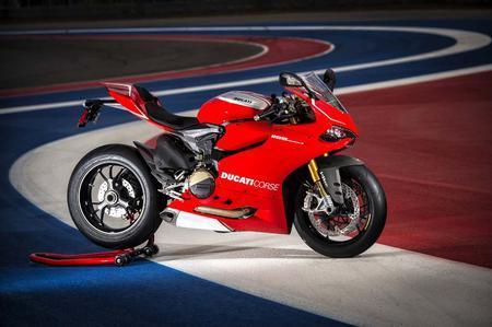 2013 Ducati 1199 Panigale R Review | Ductalk: What's Up In The World Of Ducati | Scoop.it
