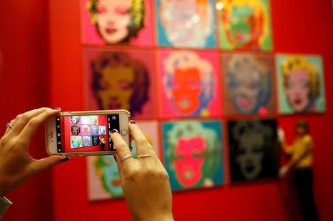 Social media linked to higher risk of depression in teen girls | Reuters | ICLS media and publications | Scoop.it