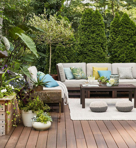 18 Deck Privacy Ideas to Create a Secluded Backyard Retreat | Best Backyard Patio Garden Scoops | Scoop.it