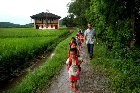 For 38 years, this man has been the sole teacher at a primary school in rural Hunan | News-from-China | Scoop.it