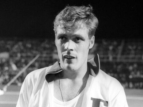 Kirja: Pauli Nevalan k&auml;sitt&auml;m&auml;tt&ouml;m&auml;n kauden takana hormonit &ndash; &rdquo;Minulla oli liikaa voimaa&rdquo; | 1Uutiset - Lukemisen t&auml;hden | Scoop.it