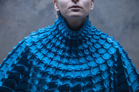 Incredible Sculptural Fashion Goes Beyond Couture | Fashion & technology | Scoop.it