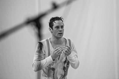 Ostermeier, la «Nuit» où «tout le monde est trans» | Revue de presse théâtre | Scoop.it