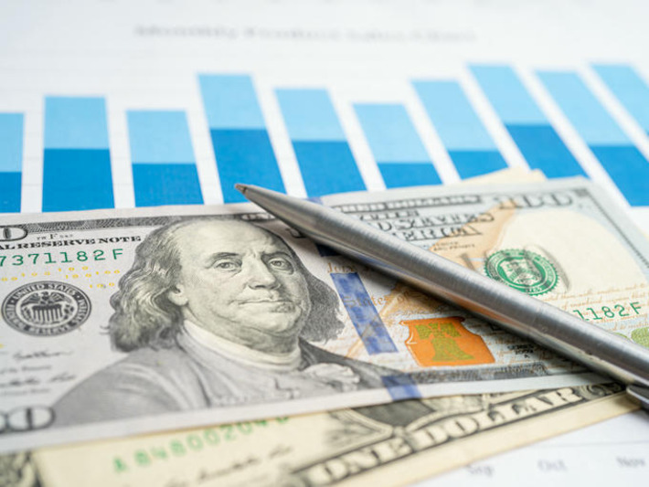 U.S. national debt hits record $37T, Treasury reports | Financial Markets Report  - Transforming Money Into Wealth | Scoop.it