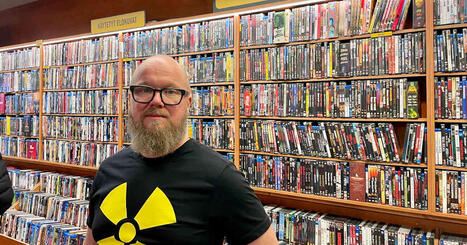 Levykauppa laittoi 10&nbsp;000 elokuvaa myyntiin Kuopiossa: &rdquo;Olen itsellekin esitt&auml;nyt kysymyst&auml;, onko mit&auml;&auml;n tolkkua&rdquo; | Pohjois-Savo | Yle | 1Uutiset - Lukemisen t&auml;hden | Scoop.it