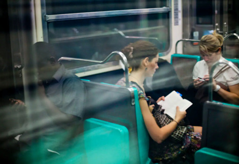 Chronique &laquo;Ecritures&raquo; A tous les lecteurs du m&eacute;tro et d&rsquo;ailleurs, par Lola Lafon / Lib&eacute;ration&nbsp; | Veille professionnelle des Biblioth&egrave;ques-M&eacute;diath&egrave;ques de Metz | Scoop.it