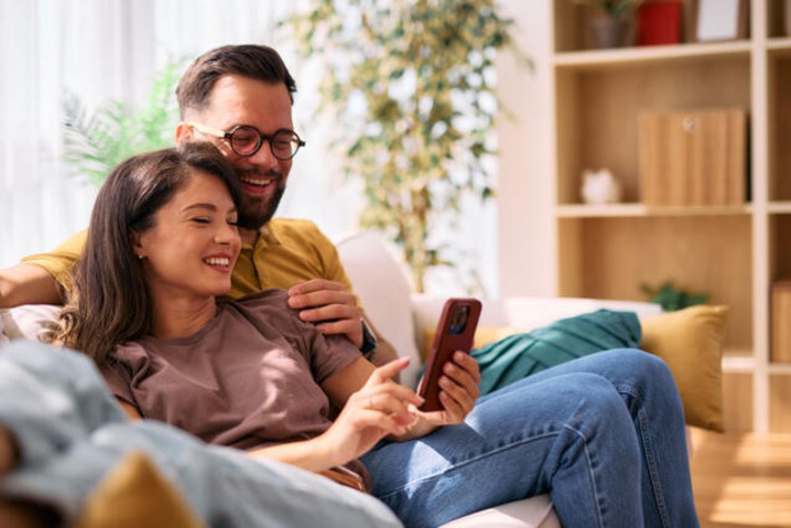 How One Couple in Their Early 40s Achieved Millionaire Status&mdash;Their Surprisingly Simple Path to Early Wealth | Wealth Management Report - Living Your Dreams | Scoop.it